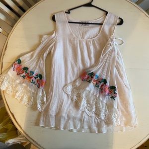 Floral lace cold shoulder ruffle sleeve